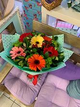 Букет цветов из:  Герберы, Хризантемы и Альстромерии #REPLACE_PRED# Озёрный Смоленская область