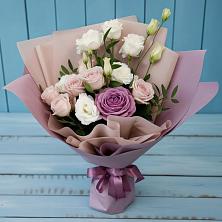 Букет цветов из:  Розы и Лизиантусы в Озёрный Смоленская область