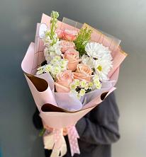 Букет цветов из:  Хризантемы и Розы в Озёрный Смоленская область