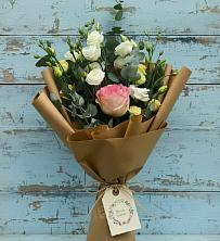 Букет цветов из:  Розы и Лизиантусы в Озёрный Смоленская область